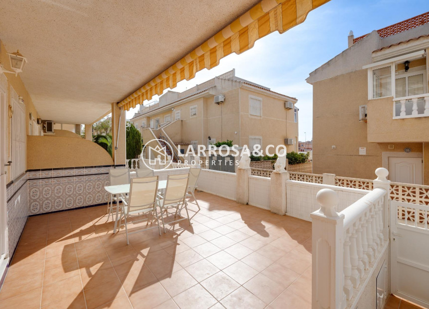 Herverkoop - Bungalow - Torrevieja - Aguas nuevas 2