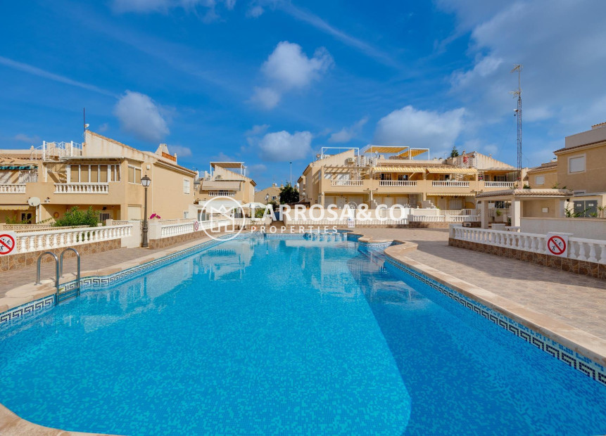 Herverkoop - Bungalow - Torrevieja - Aguas nuevas 2