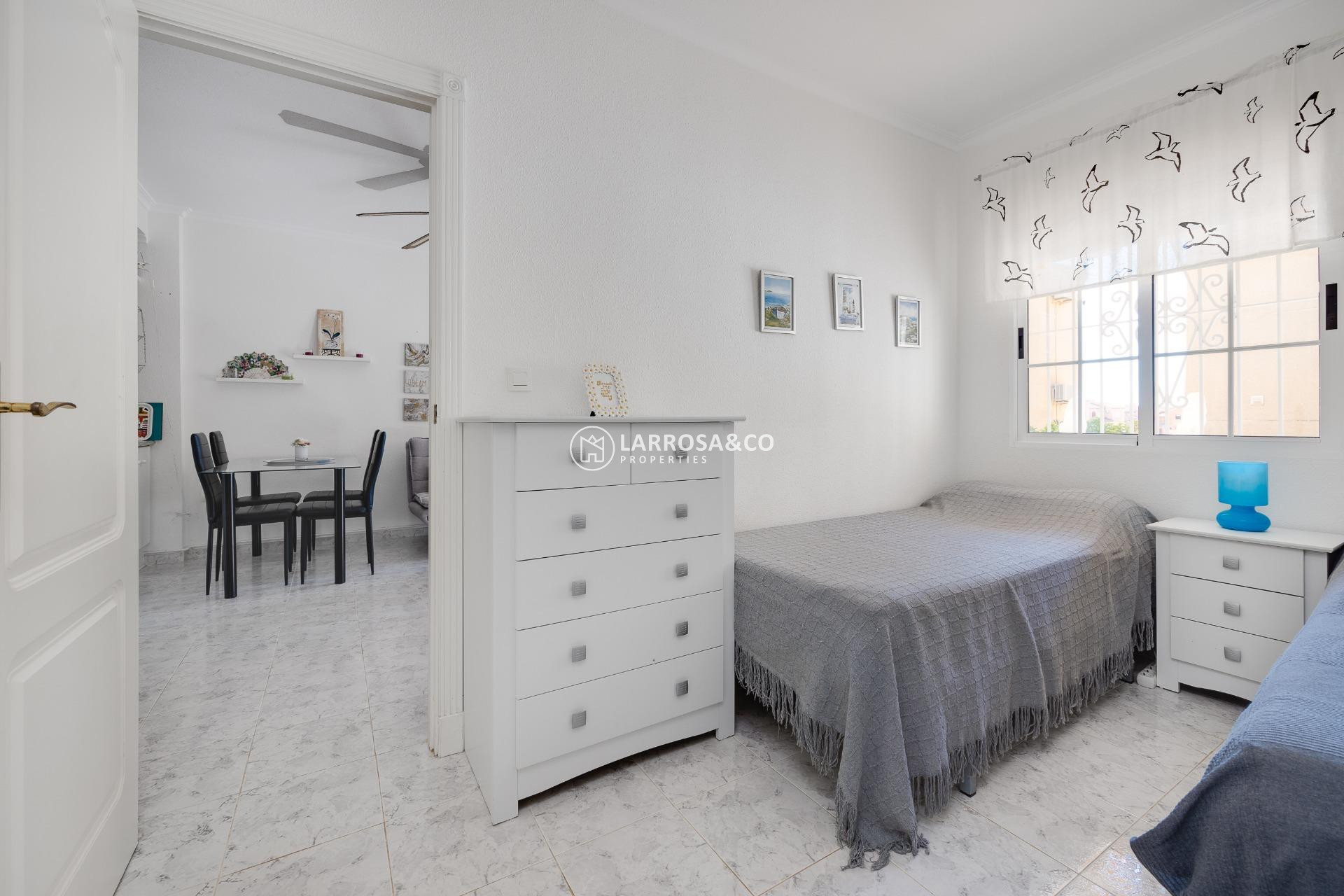 Herverkoop - Bungalow - Torrevieja - Aguas nuevas 2