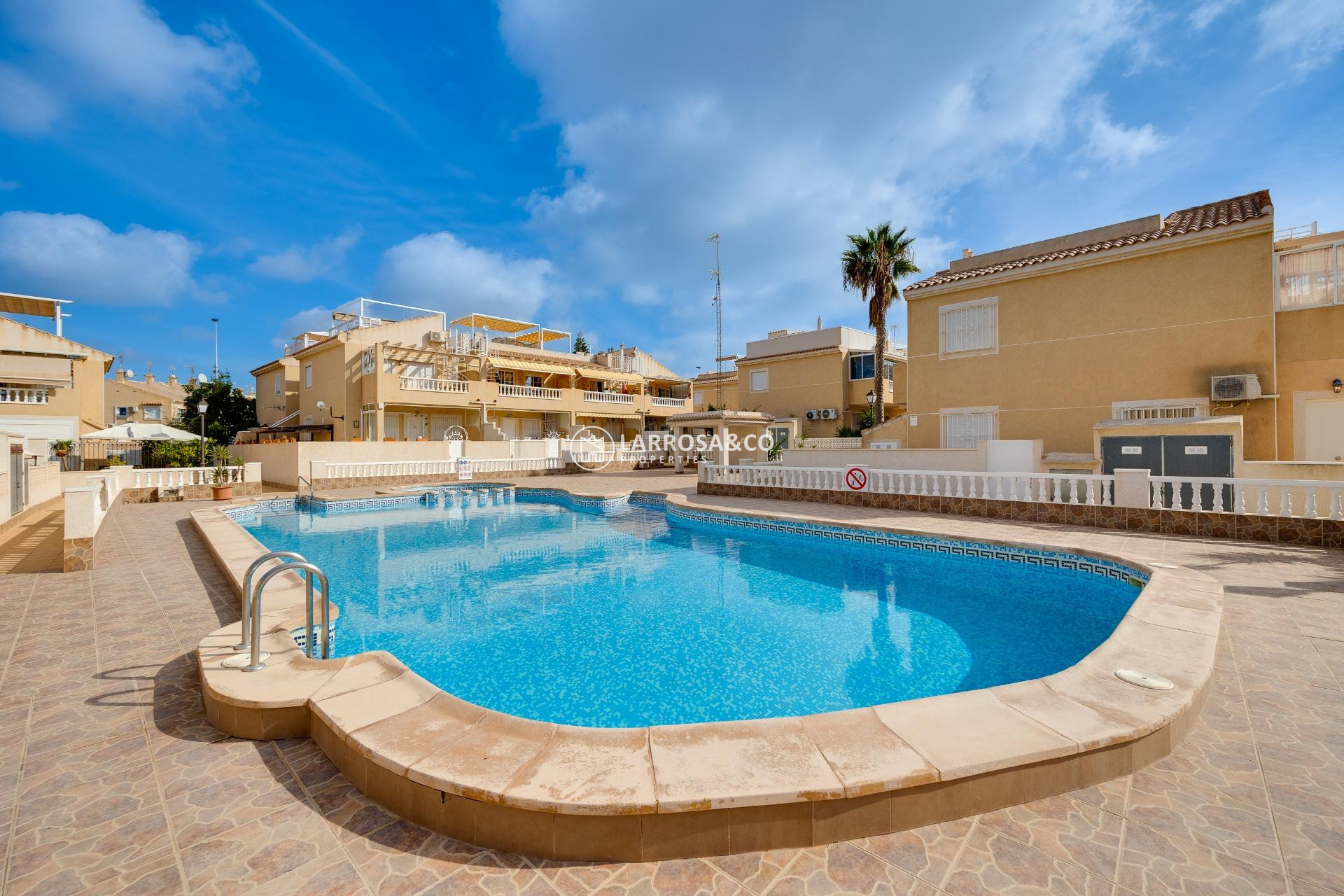 Herverkoop - Bungalow - Torrevieja - Aguas nuevas 2