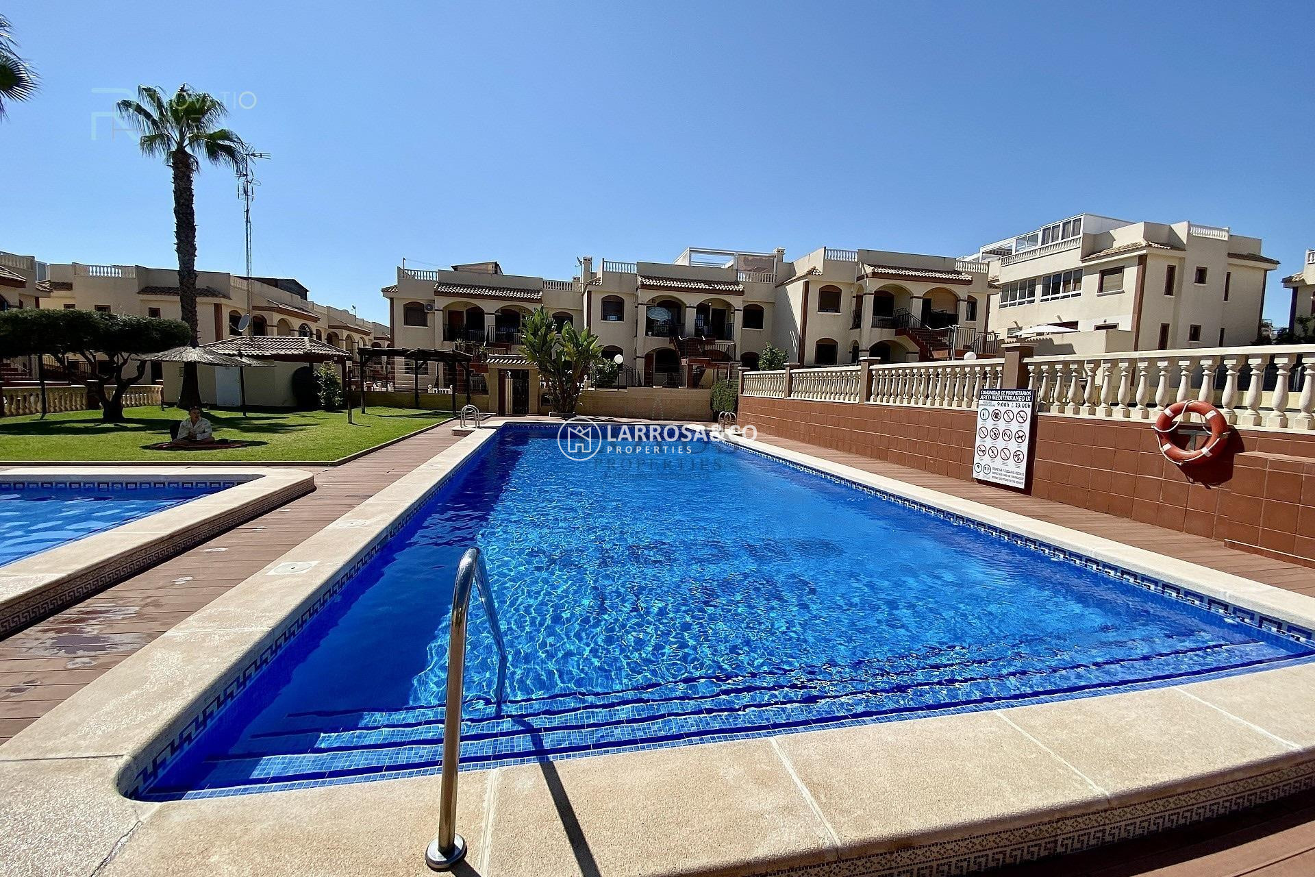 Herverkoop - Bungalow - Torrevieja - Aguas Nuevas