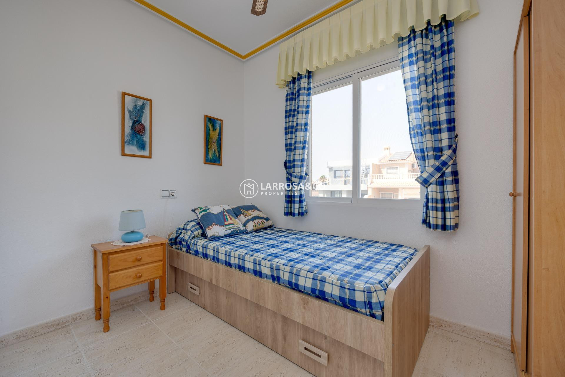 Herverkoop - Bungalow - Torrevieja - Aguas Nuevas