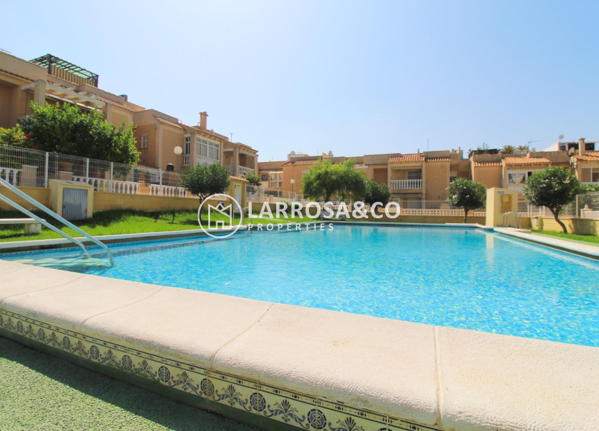 Herverkoop - Bungalow - Torrevieja - Aguas Nuevas