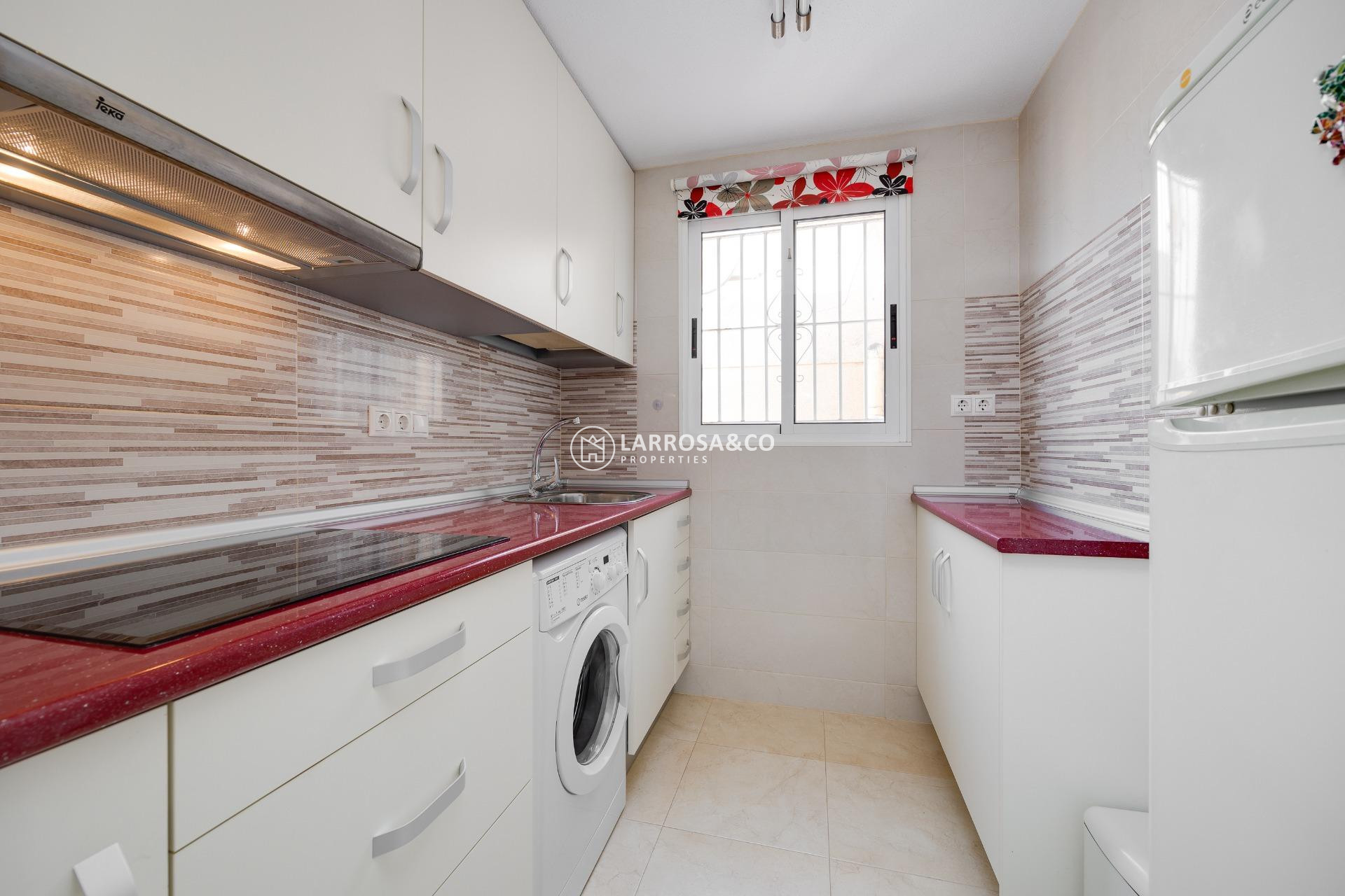 Herverkoop - Bungalow - Torrevieja - Aguas Nuevas