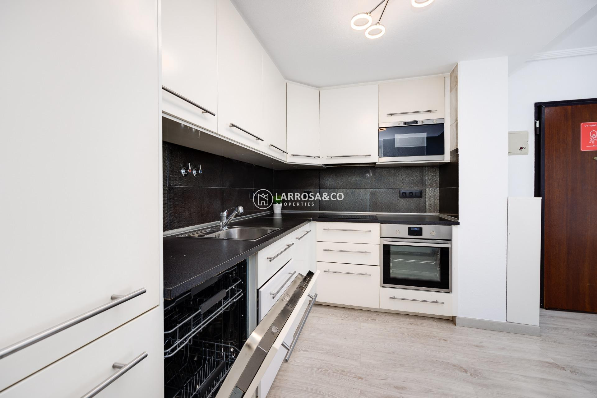 Herverkoop - Bungalow - Torrevieja - Aguas Nuevas