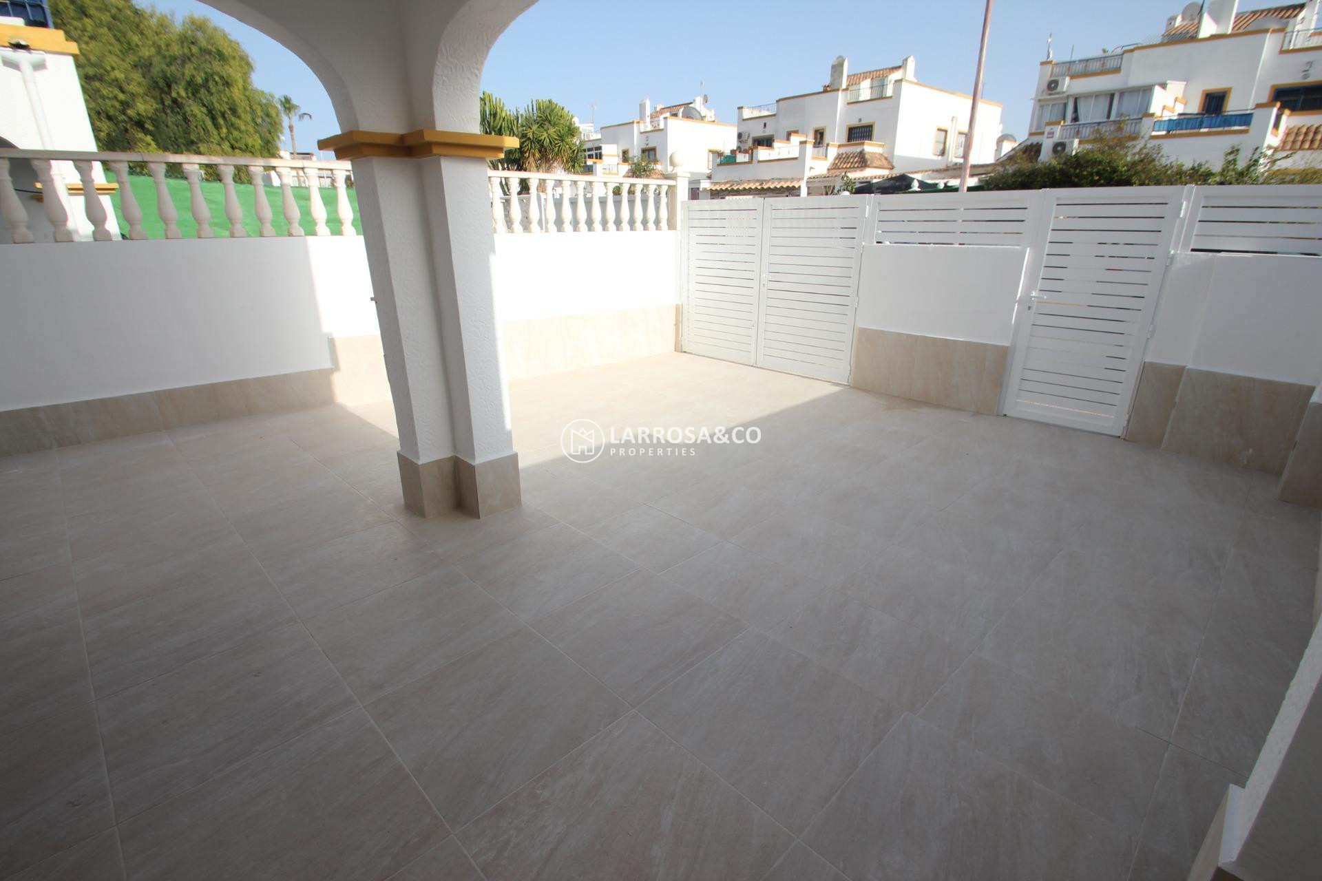 Herverkoop - Bungalow - Torrevieja - Carrefour
