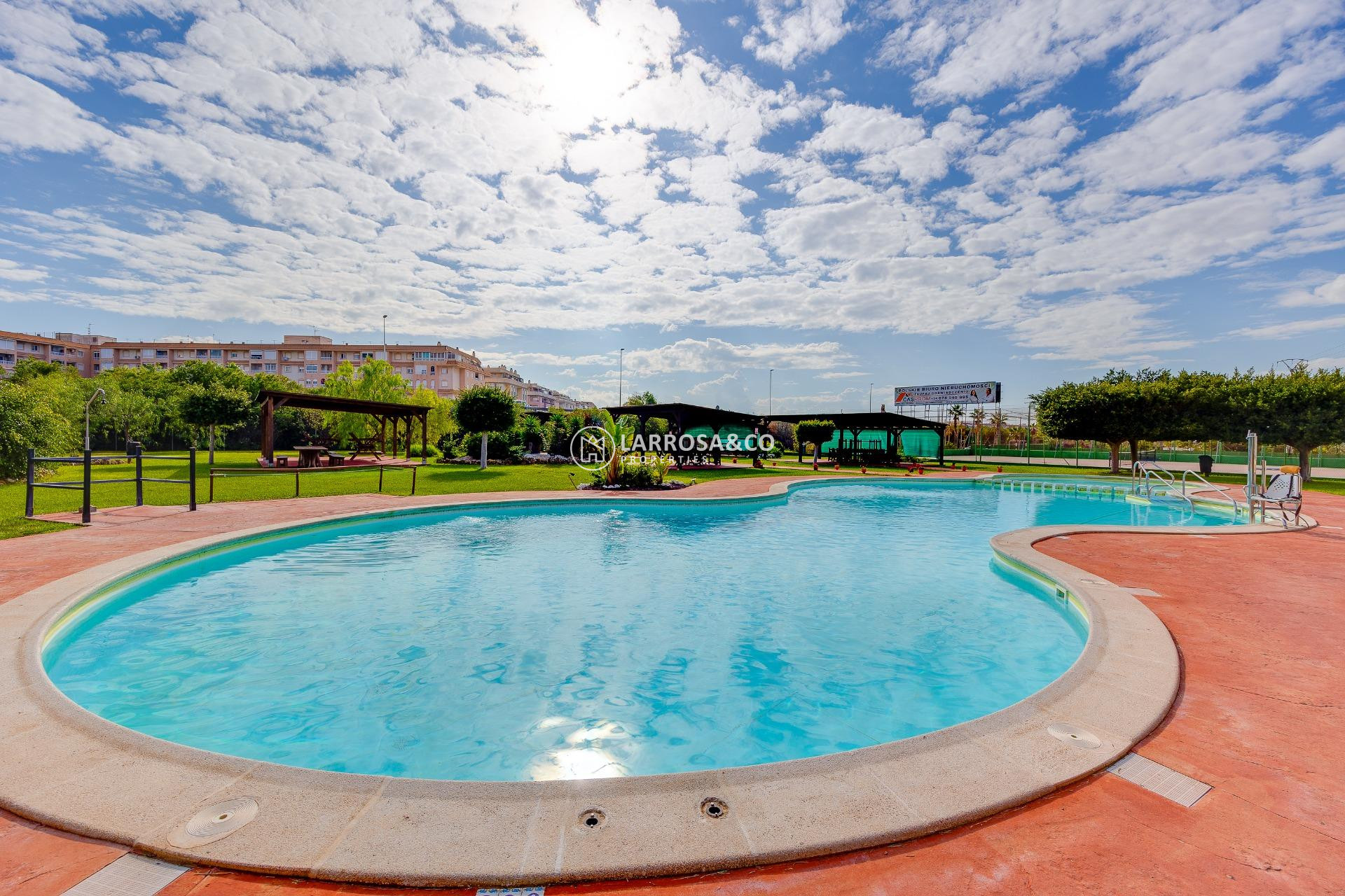 Herverkoop - Bungalow - Torrevieja - Parque las naciones