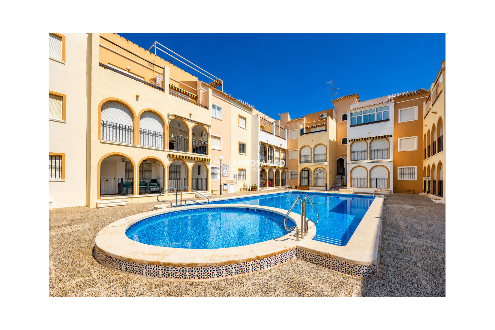 Herverkoop - Bungalow - Torrevieja - Playa de los Naufragos