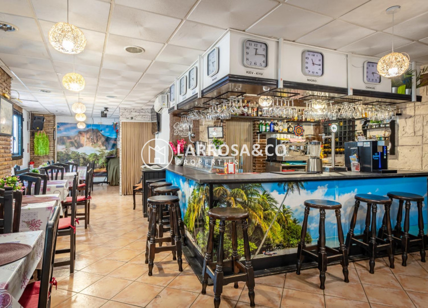 Herverkoop - Business - Torrevieja - Estacion de autobuses