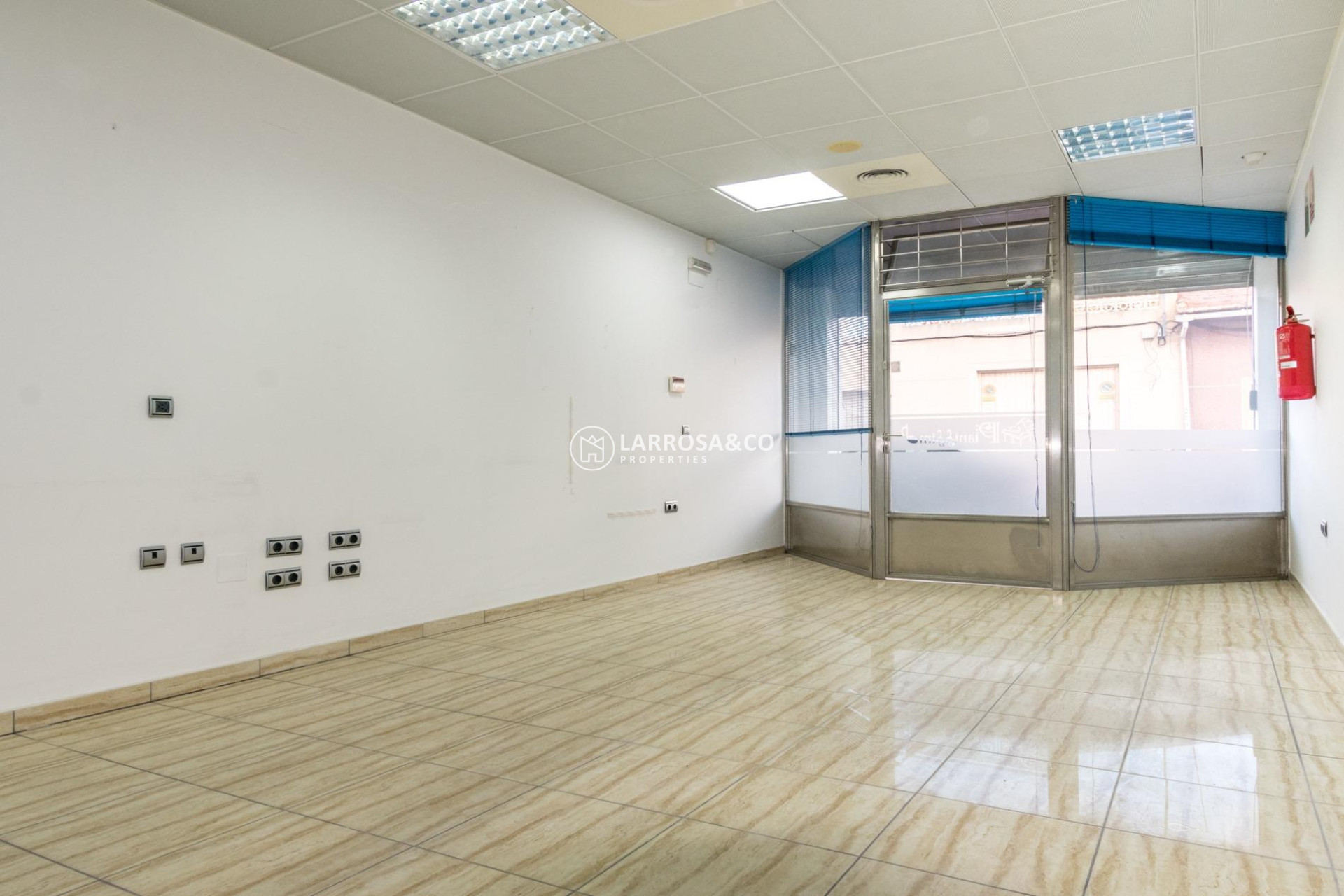 Herverkoop - Commercial space - Almoradí - Centro urbano 2