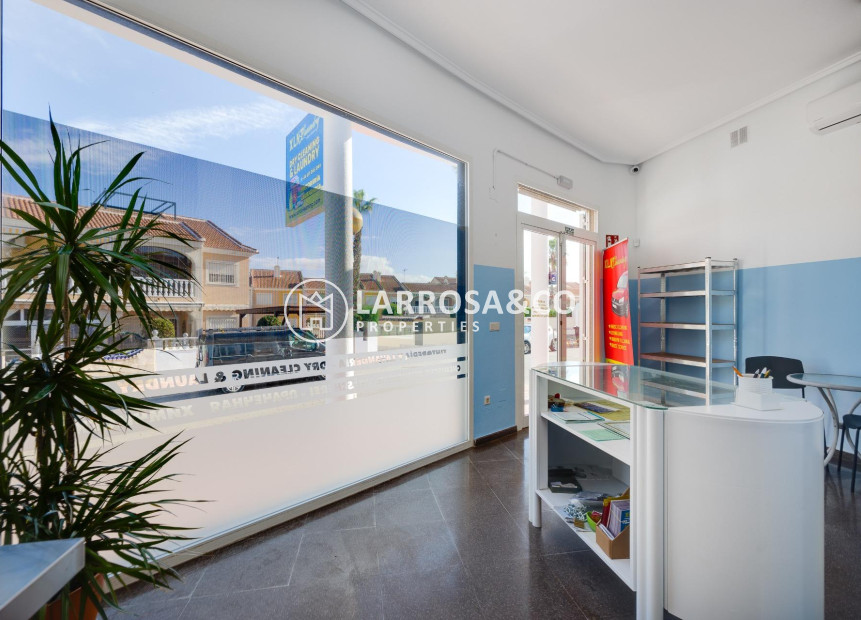 Herverkoop - Commercial space - Ciudad Quesada - DOÑA PEPA