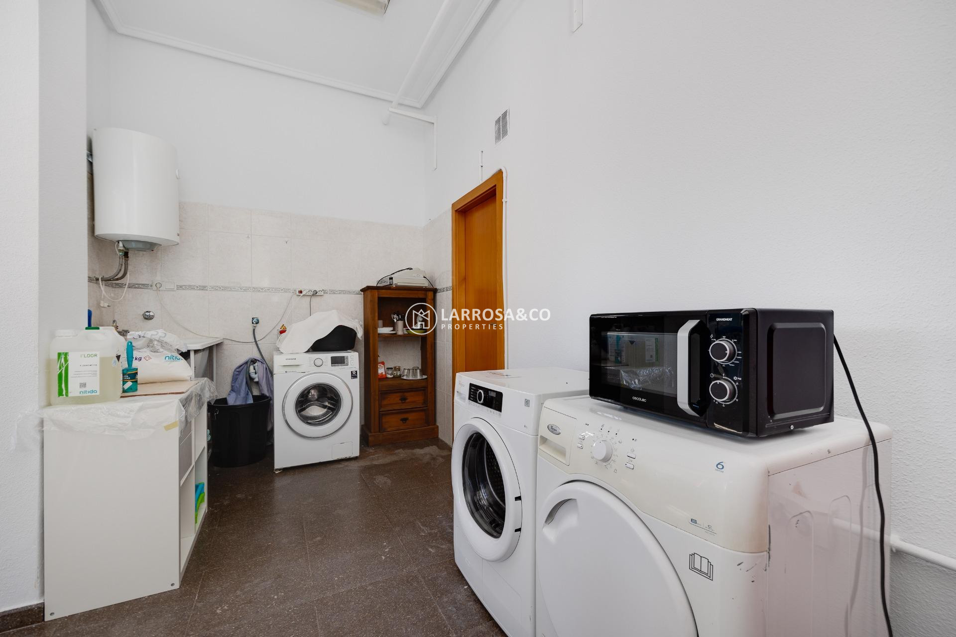 Herverkoop - Commercial space - Ciudad Quesada - DOÑA PEPA