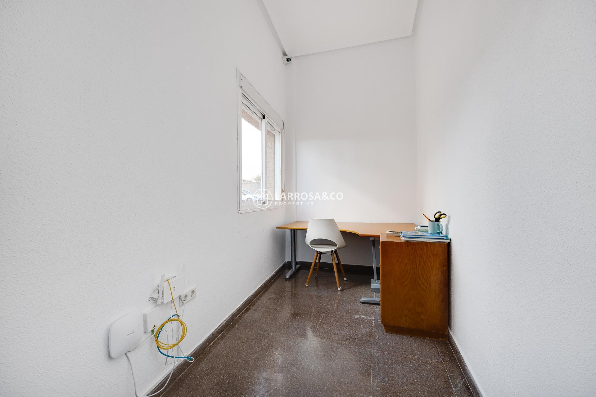 Herverkoop - Commercial space - Ciudad Quesada - DOÑA PEPA