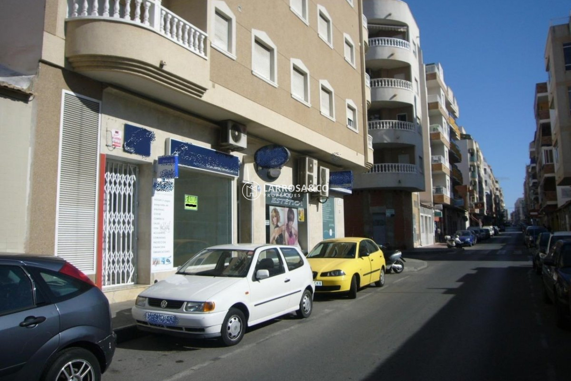 Herverkoop - Commercial space - Torrevieja - Centro