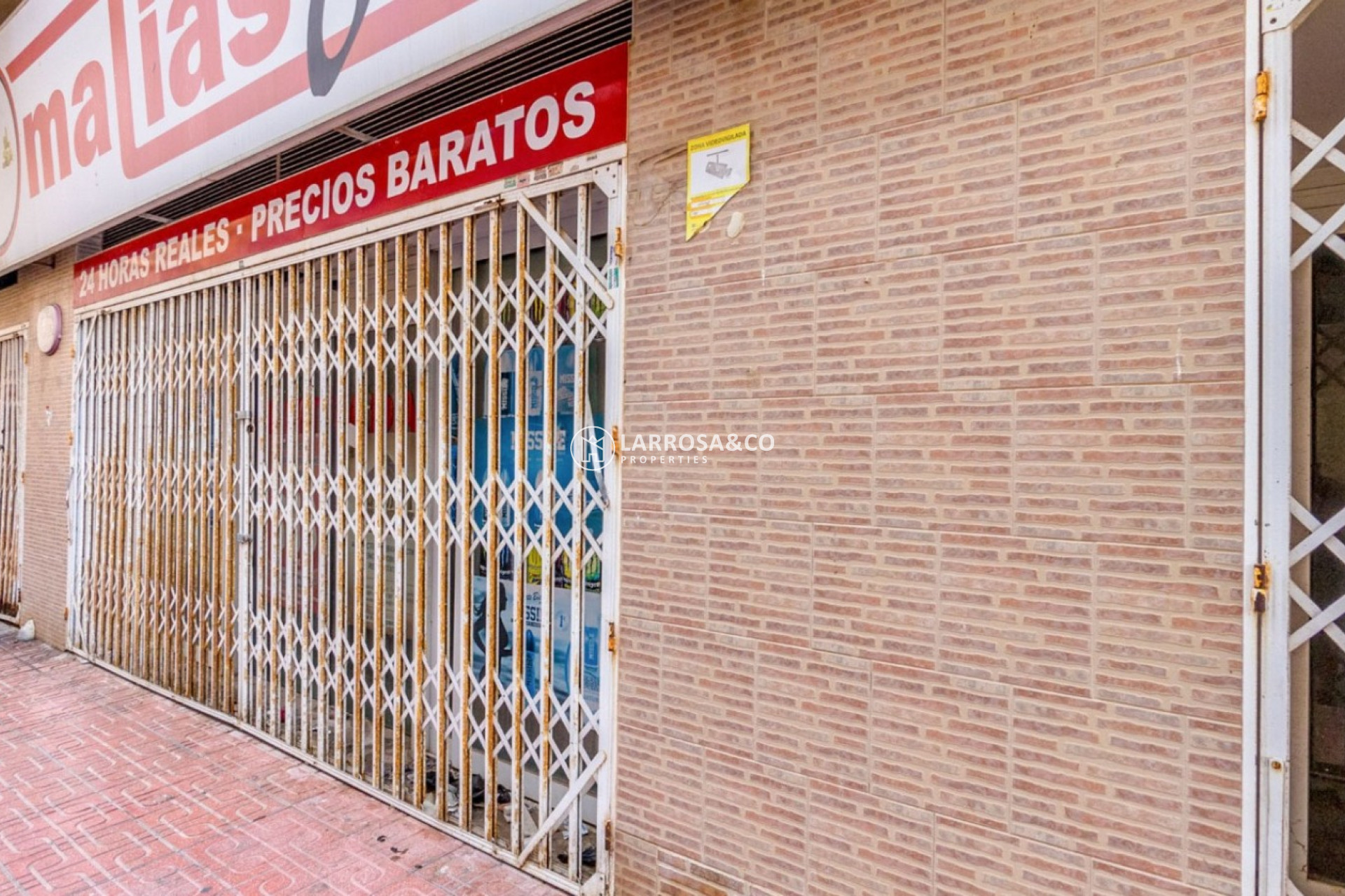Herverkoop - Commercial space - Torrevieja - Costa Blanca
