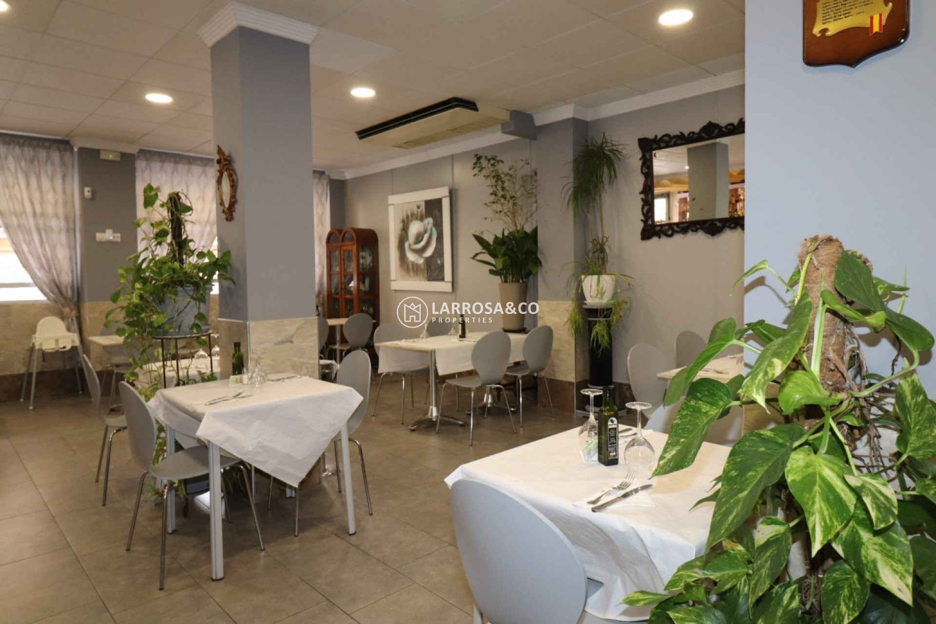 Herverkoop - Commercial space - Torrevieja - Playa del cura