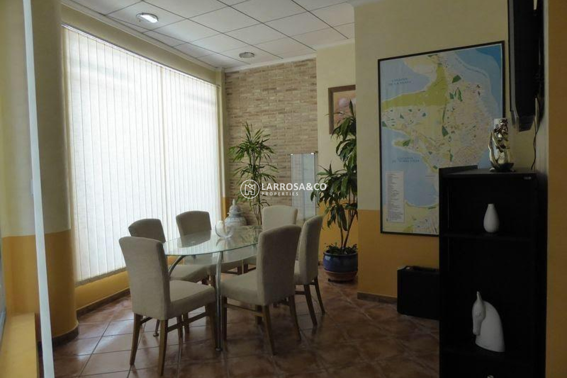 Herverkoop - Commercial space - Torrevieja - torrevieja