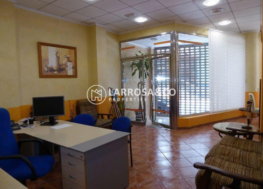 Herverkoop - Commercial space - Torrevieja - torrevieja