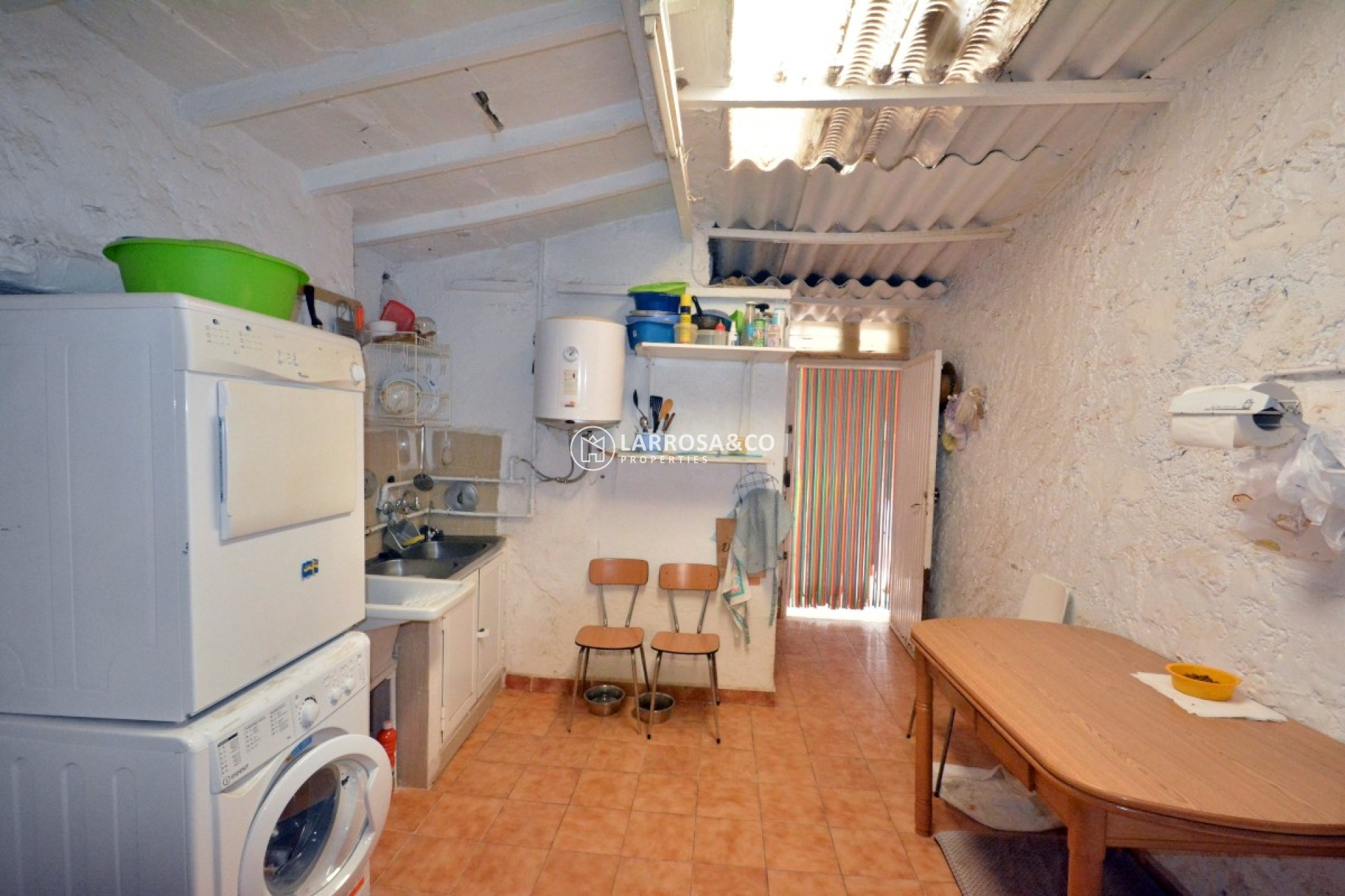 Herverkoop - Country house - Almoradí