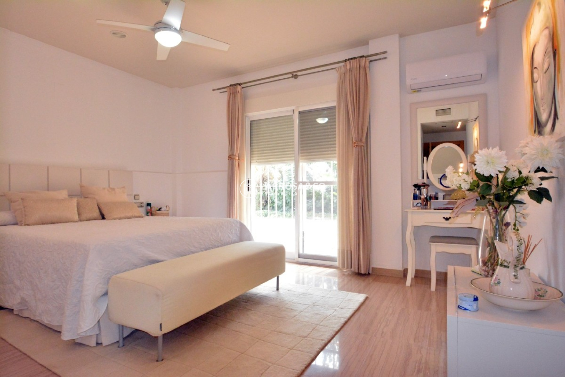 Herverkoop - Country house - Almoradí