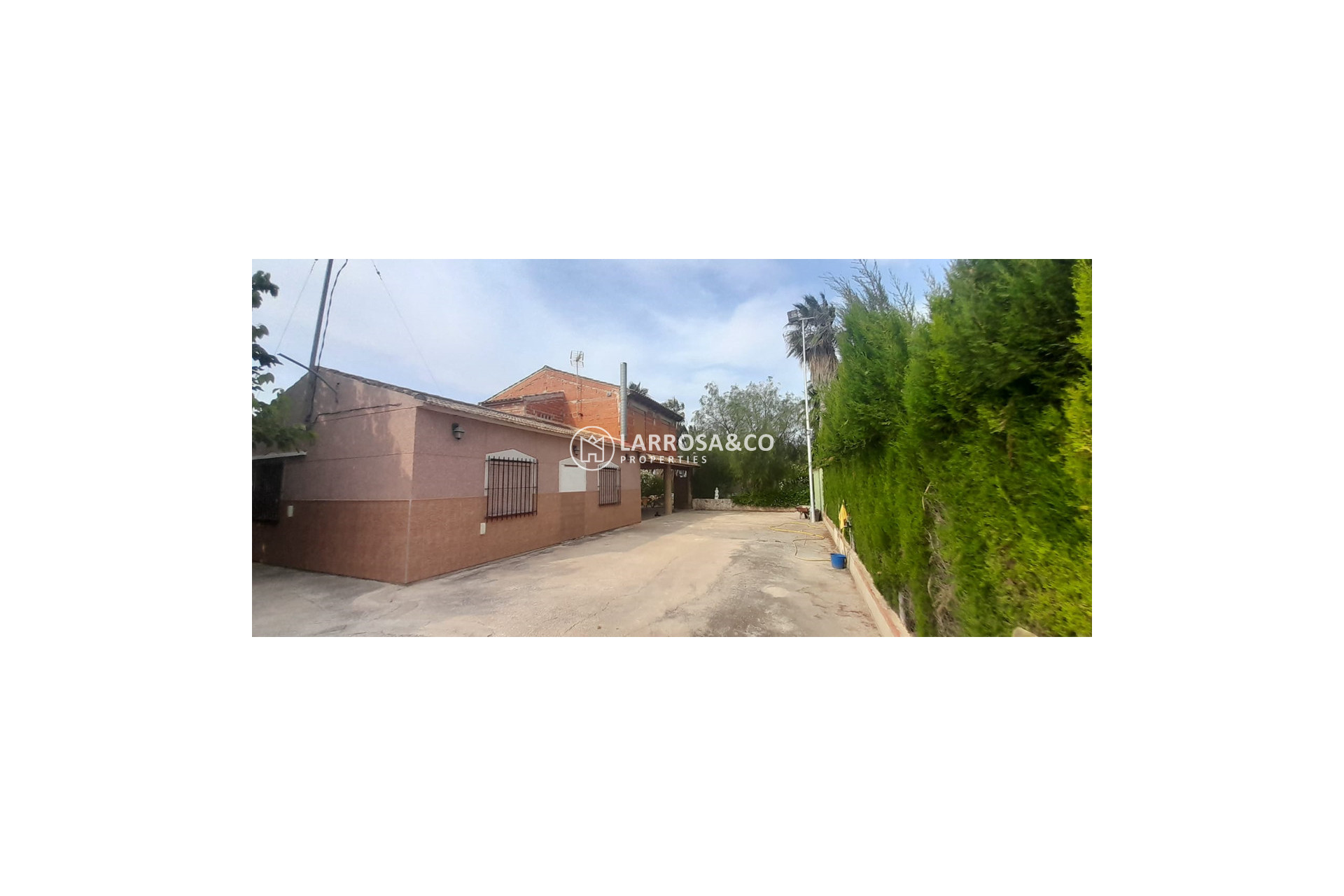 Herverkoop - Country house - Dolores