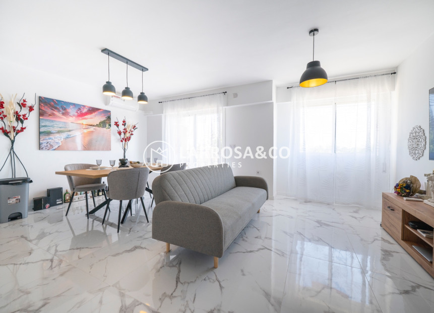 Herverkoop - Flat - Punta Prima