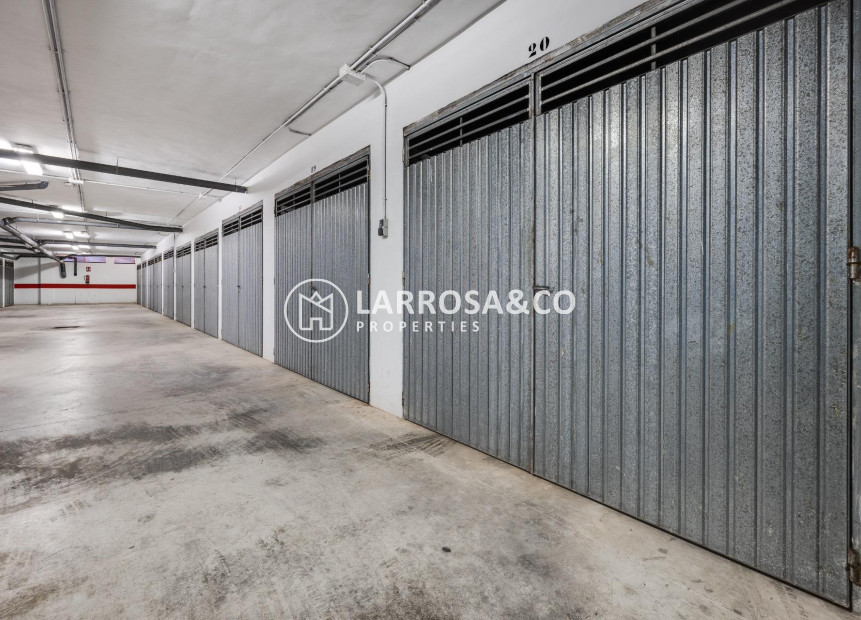 Herverkoop - Garage - Torrevieja - Acequion