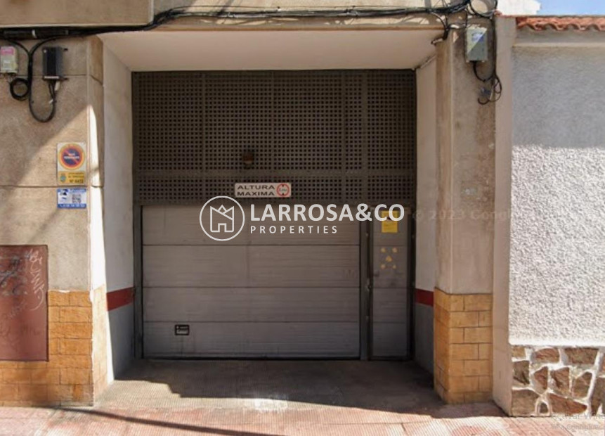 Herverkoop - Garage - Torrevieja - Centro