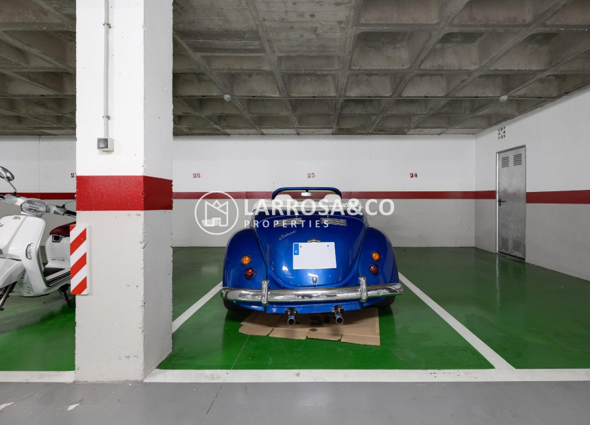 Herverkoop - Garage - Torrevieja - Estacion de autobuses