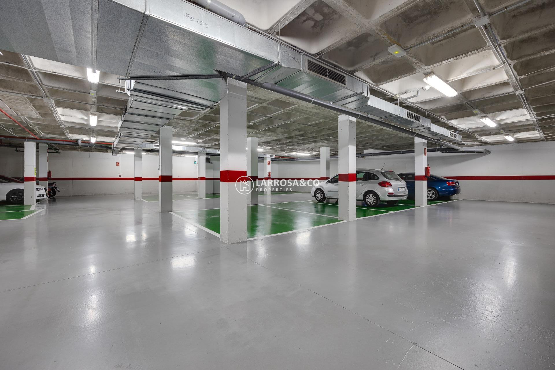 Herverkoop - Garage - Torrevieja - Estacion de autobuses