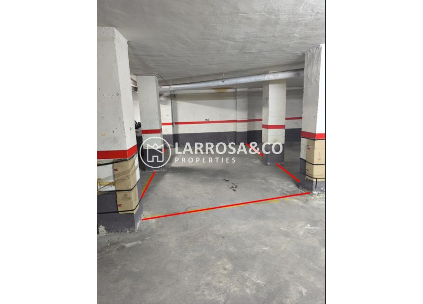 Herverkoop - Garage - Torrevieja - Los Locos Beach