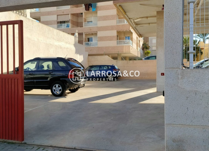 Herverkoop - Garage - Torrevieja - Nueva Torrevieja