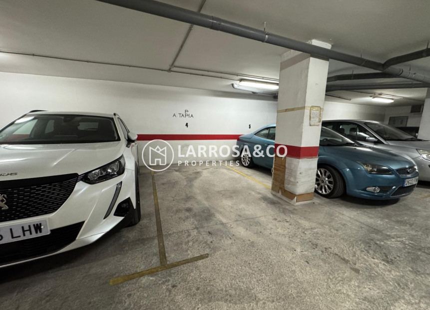 Herverkoop - Garage - Torrevieja - Playa del cura