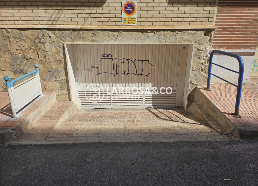 Herverkoop - Garage - Torrevieja - Playa del cura