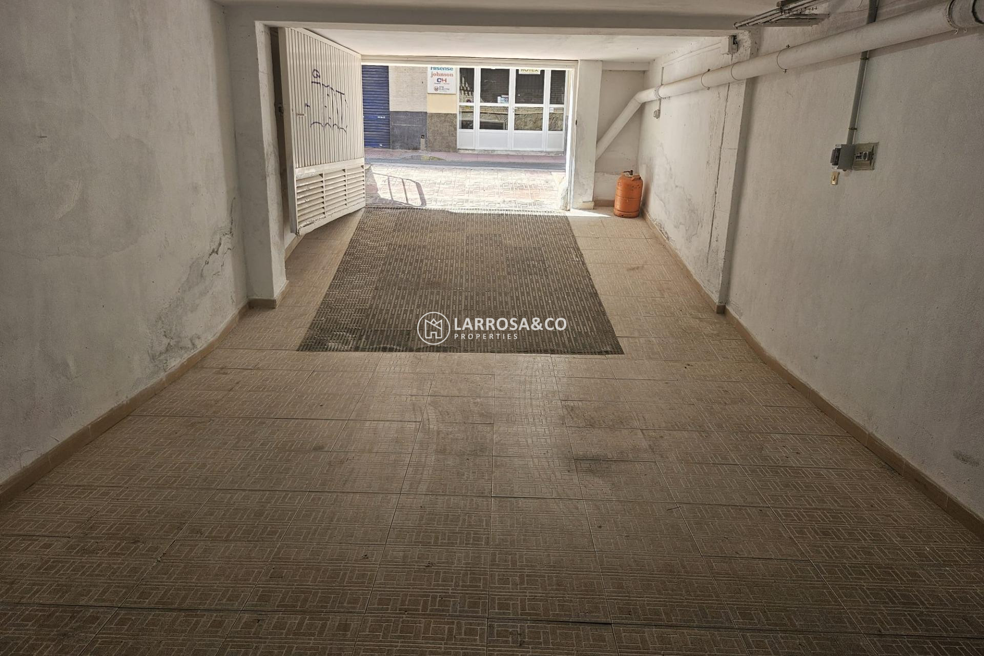 Herverkoop - Garage - Torrevieja - Playa del cura