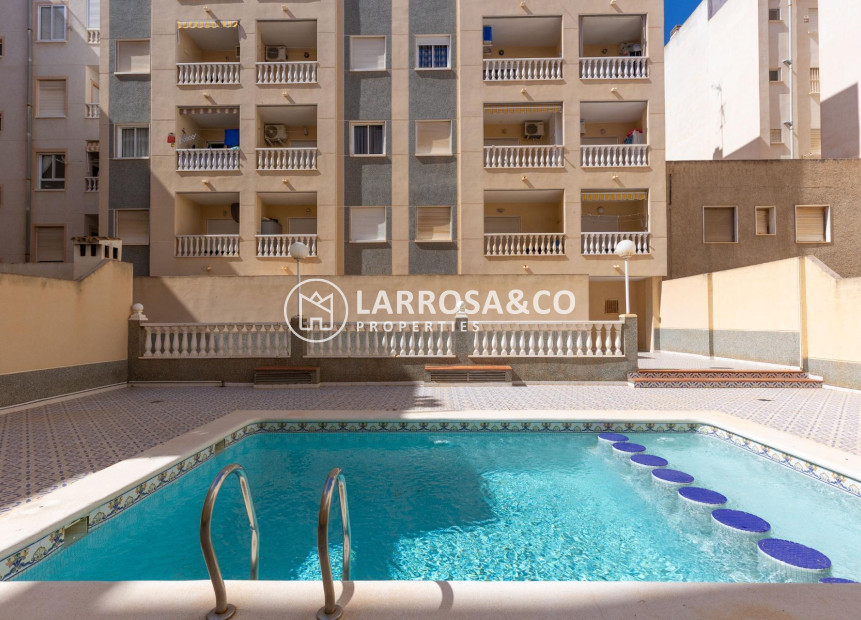 Herverkoop - Ground floor apartment - Torrevieja - Estacion de autobuses