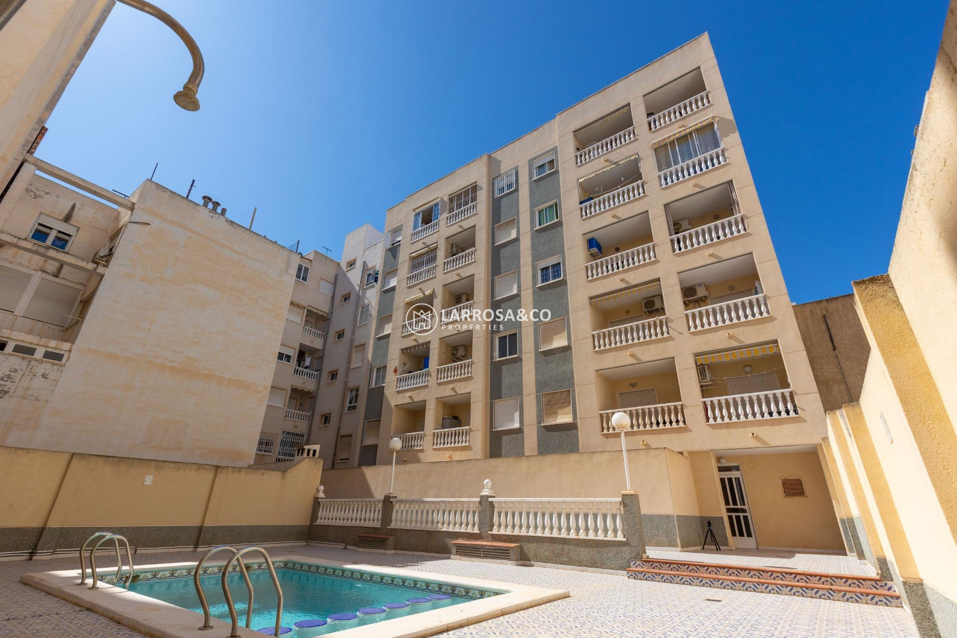 Herverkoop - Ground floor apartment - Torrevieja - Estacion de autobuses