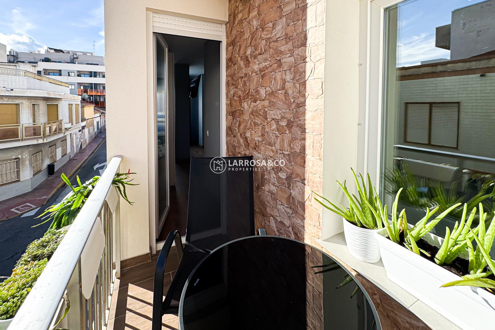 Herverkoop - Hotel - Torrevieja - Centro