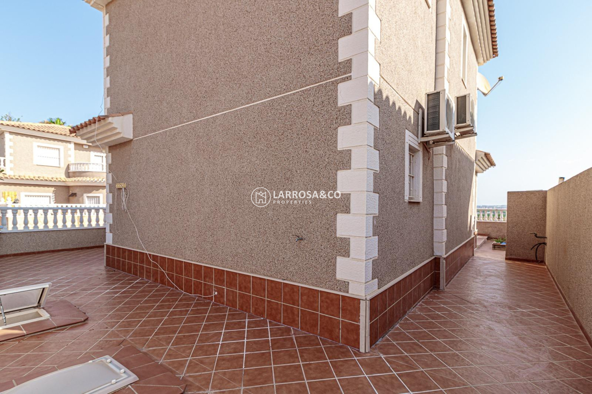 Herverkoop - Inmueble singular - Torrevieja - Los Altos