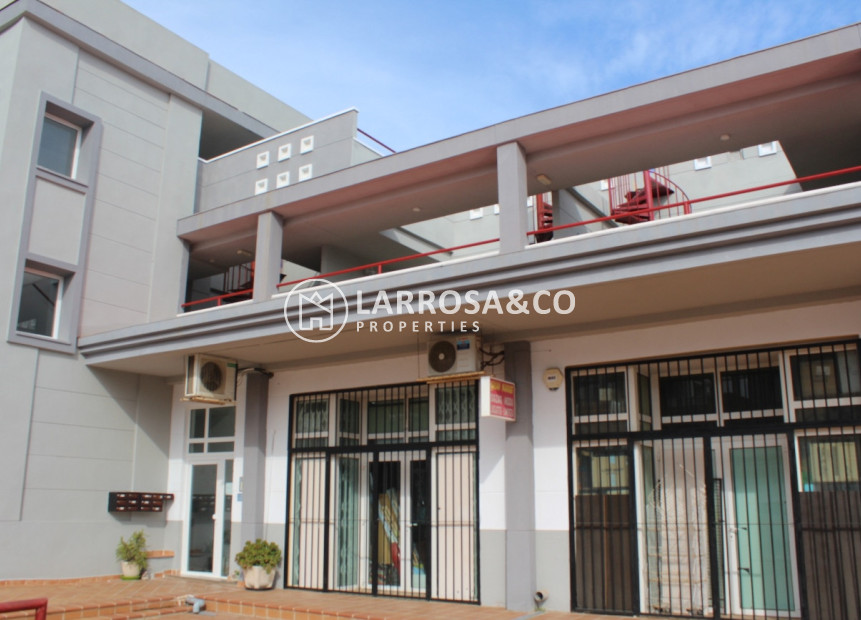 Herverkoop - Penthouse  - Villamartín - Costa Blanca