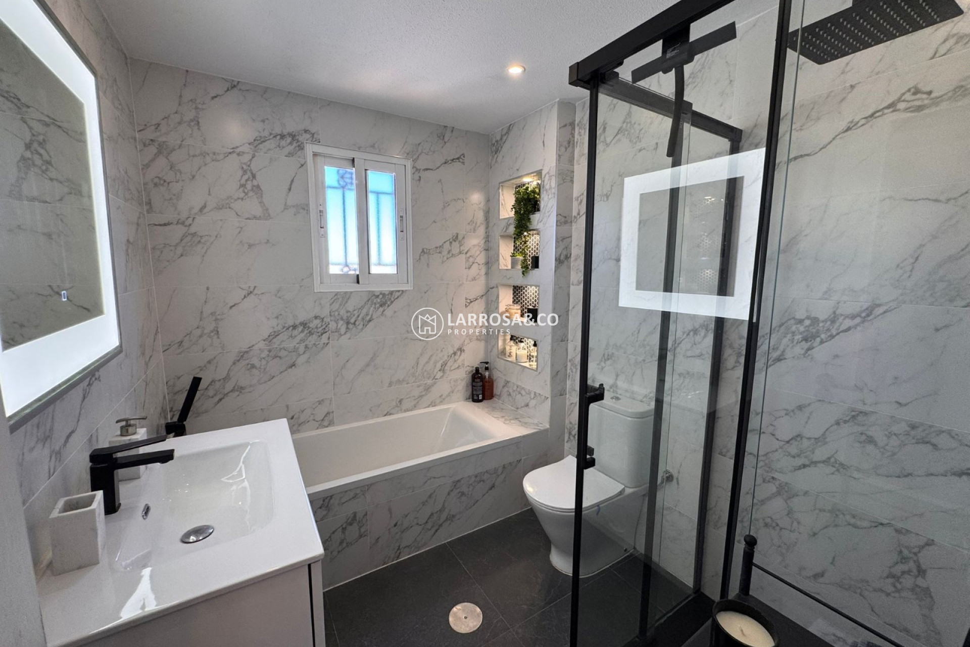 Herverkoop - Semi-detached house - Campoamor - Costa Blanca