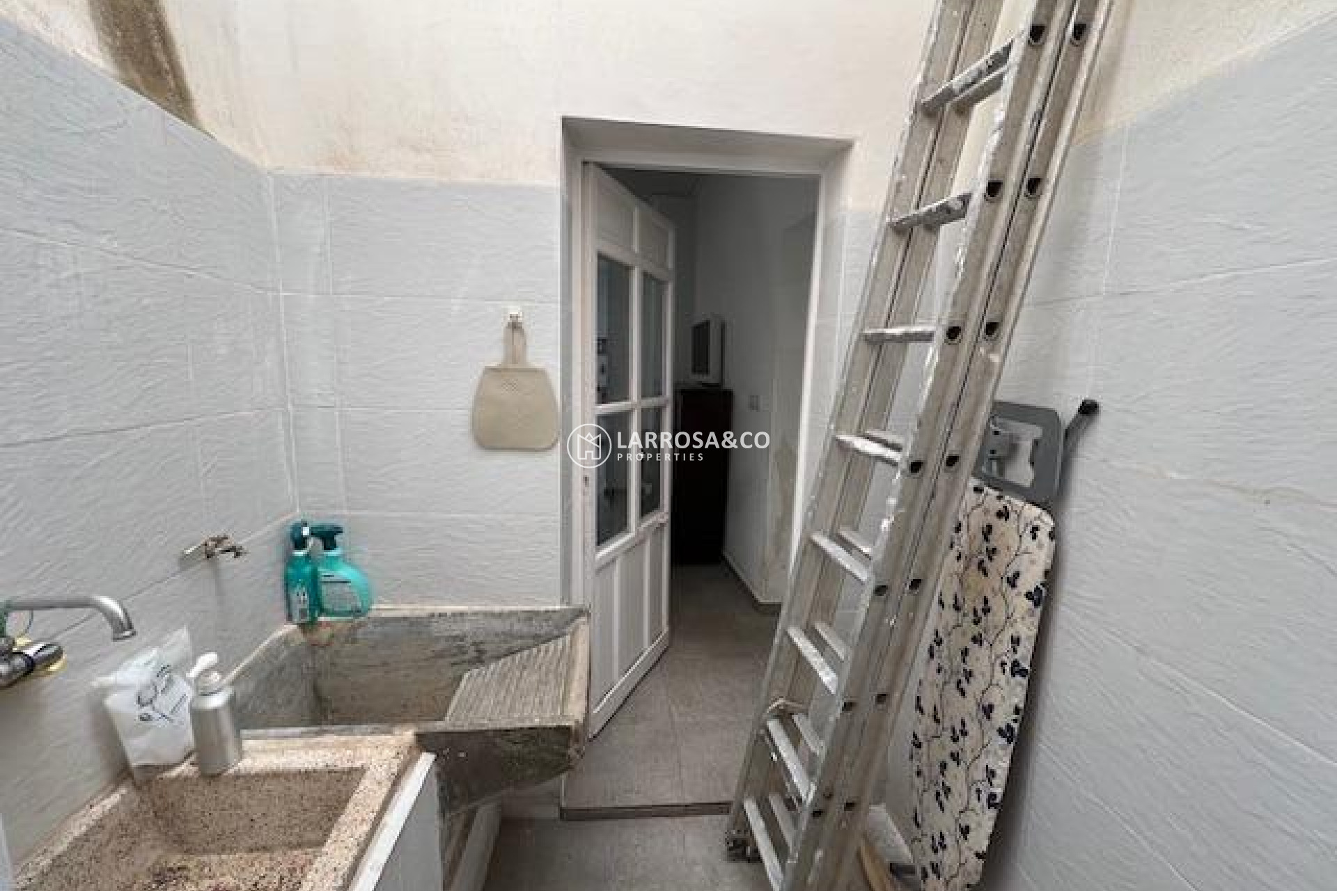Herverkoop - Semi-detached house - Dolores - CENTRO