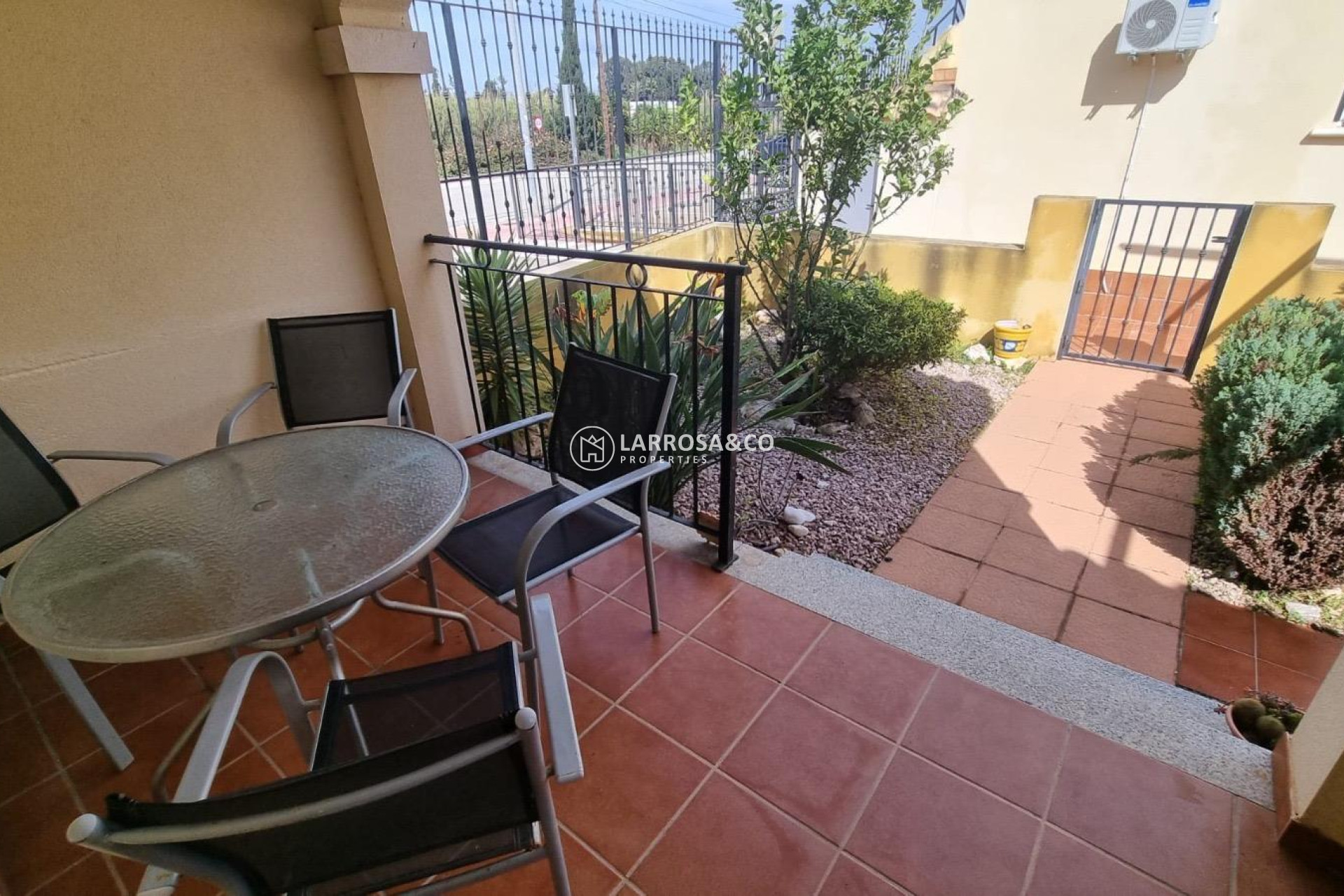 Herverkoop - Semi-detached house - Guardamar del Segura - Urbanizaciones