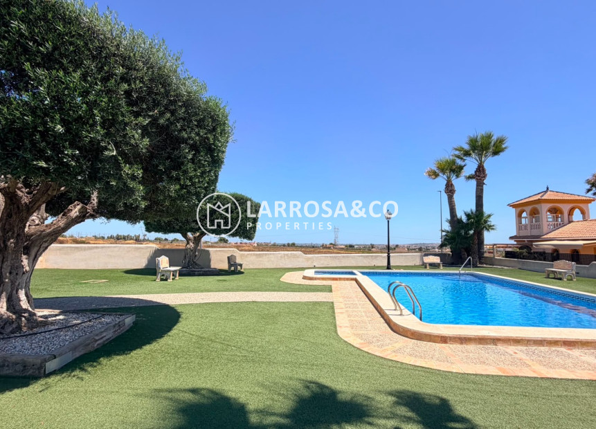 Herverkoop - Semi-detached house - Los Montesinos - Costa Blanca