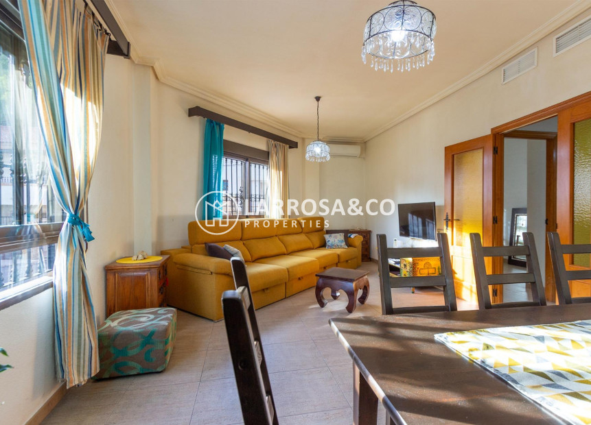 Herverkoop - Semi-detached house - Orihuela - Arneva