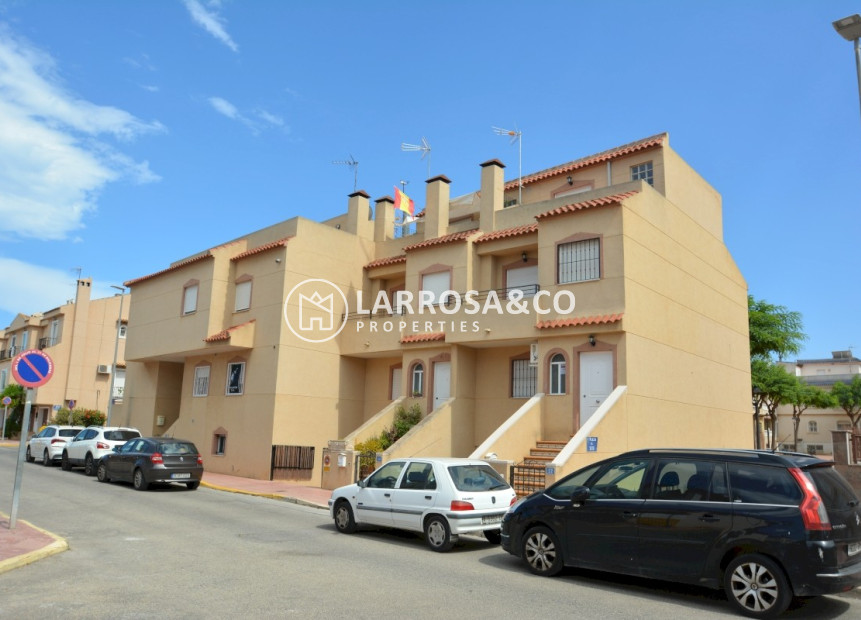 Herverkoop - Semi-detached house - Rojales - Pueblo