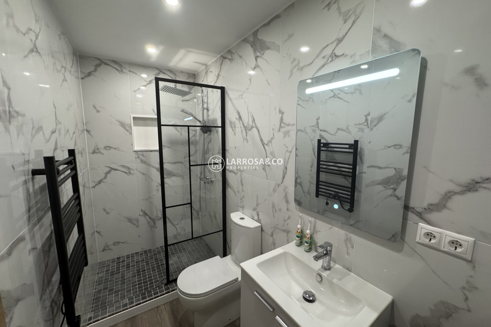 Herverkoop - Semi-detached house - San Miguel de Salinas - Inland