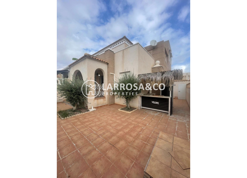 Herverkoop - Semi-detached house - Torrevieja - Aguas Nuevas