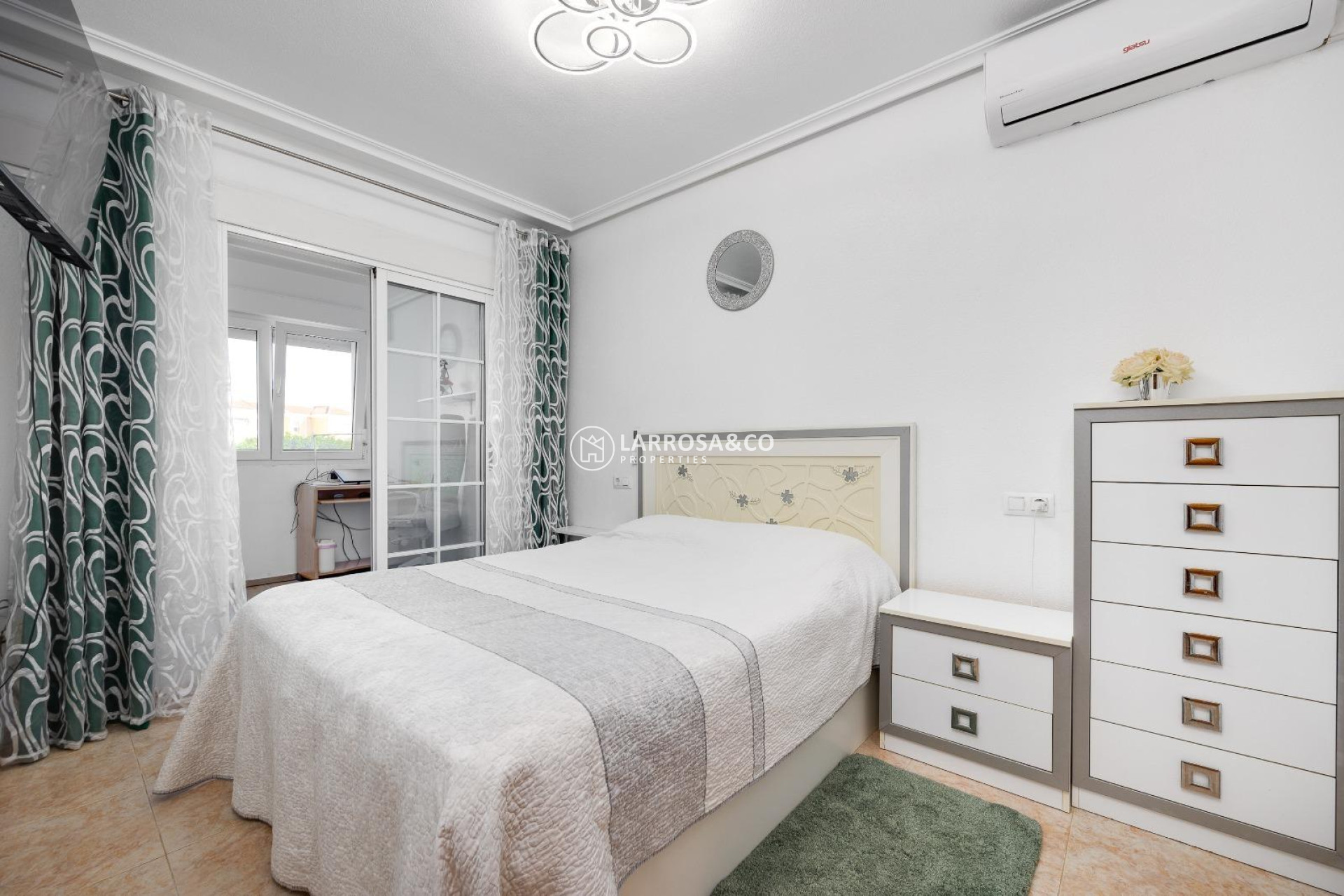 Herverkoop - Semi-detached house - Torrevieja - Aguas Nuevas