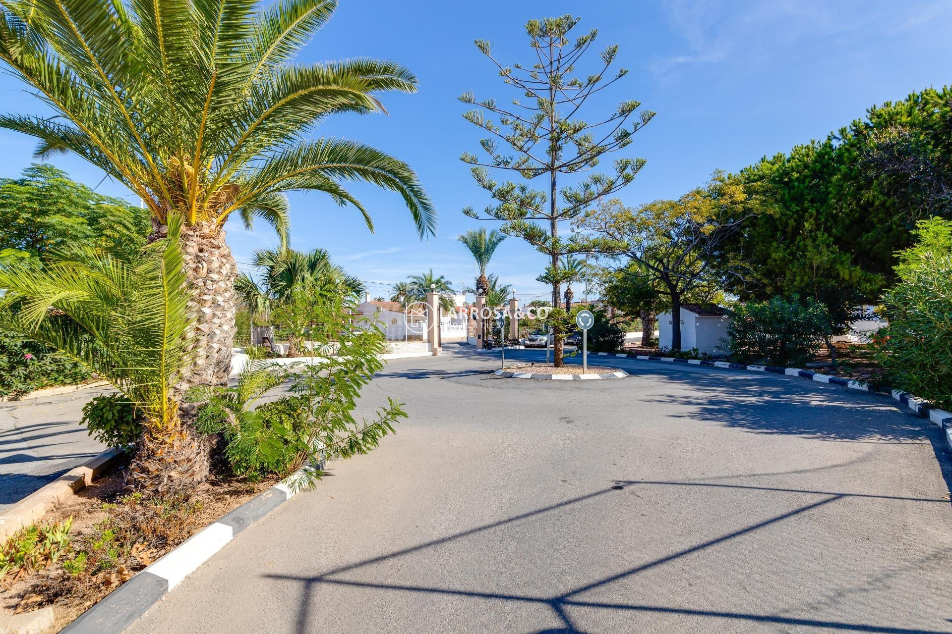 Herverkoop - Semi-detached house - Torrevieja - Carrefour